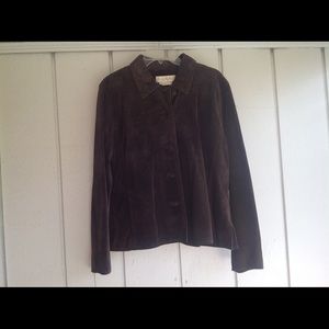 NWT washable suede jacket pit to pit is 22